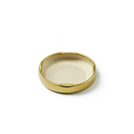 Resolution Packaging | Metal Twist Closures